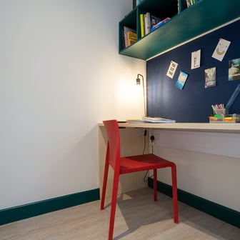 Gold En Suite - Image 1
